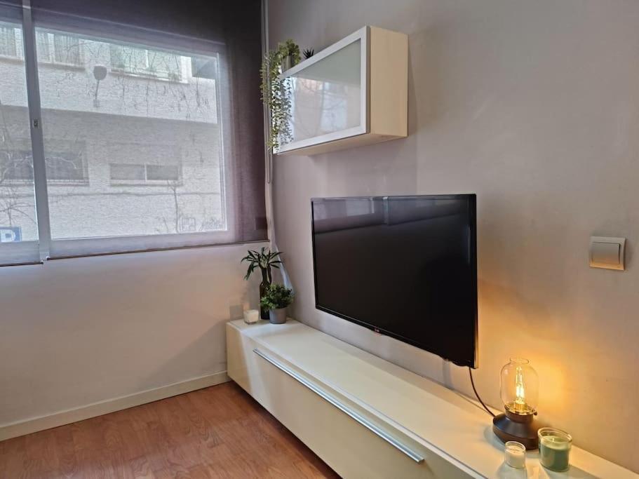 Siglo XX - Nuevo Apartamento Para 3 巴塞罗那 外观 照片