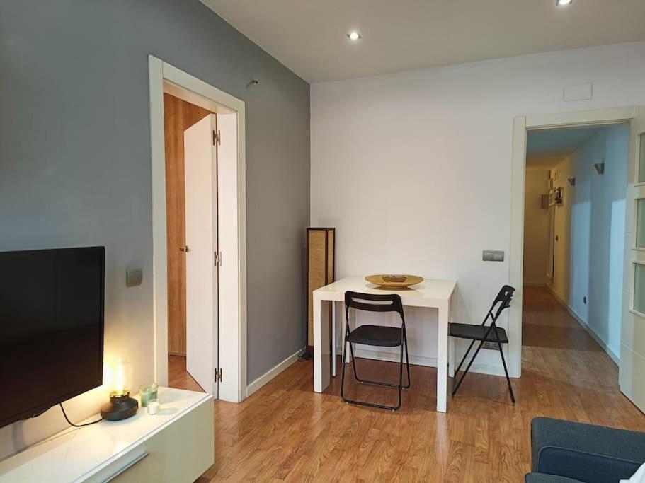 Siglo XX - Nuevo Apartamento Para 3 巴塞罗那 外观 照片